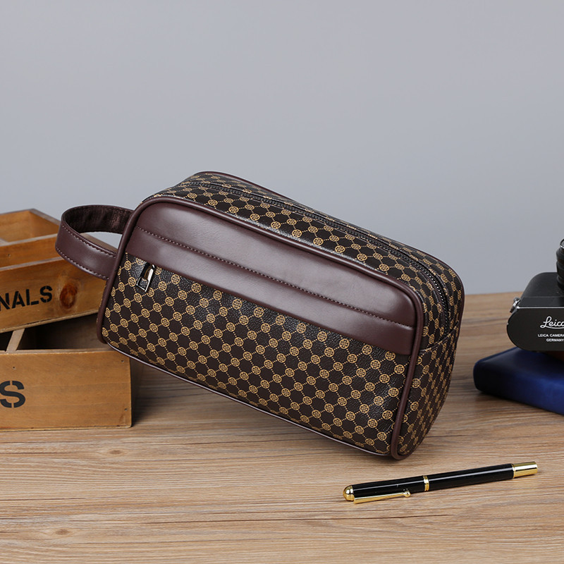 Trendy Men's Large Capacity Toiletry Bag Portable Business Commuting Simple Small Square Clutch Stylish Men's Bag_voghion.com