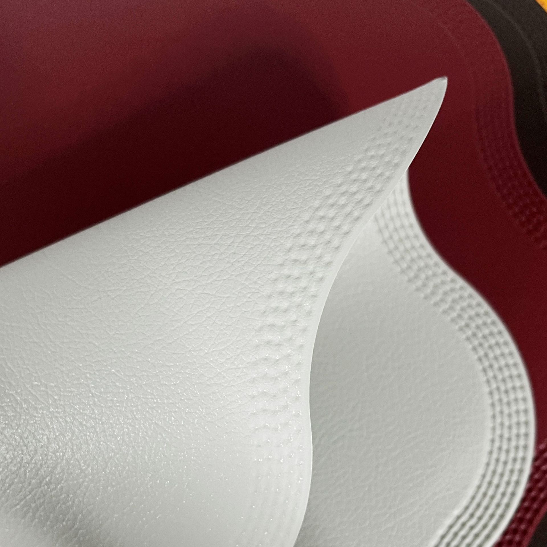 Nordic flor redonda mantel de cuero PVC mantel cocina AISLAMIENTO impermeable antideslizante estera de mesa de montaña al por mayor