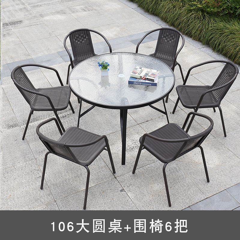 106개의 물무늬가 있는 수천 명의 사람들이 정원 테이블 + 긴 의자 6개를 잡아야 합니다.