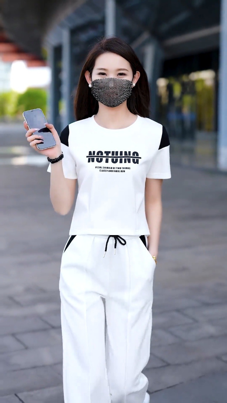 Women's Contrast Color Casual Sports Suit Short Sleeved Top And Wide Leg Pants Two Piece Set Stylish Slimming Trendy 2026_ecoleips.com