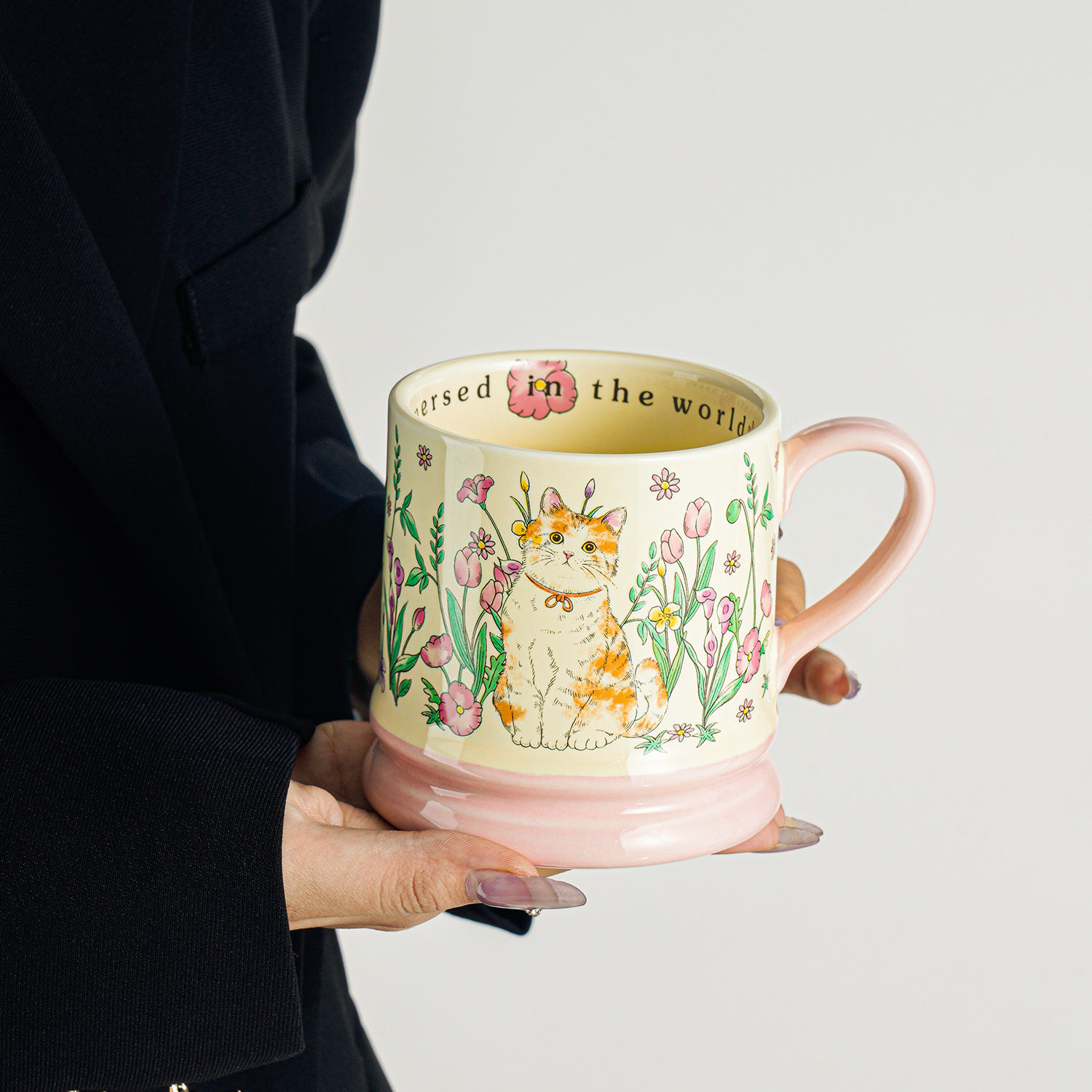 Tazas de cerámica nicho de diseño original taza de marca de alto valor facial taza de agua doméstica taza de café de oficina de chicas