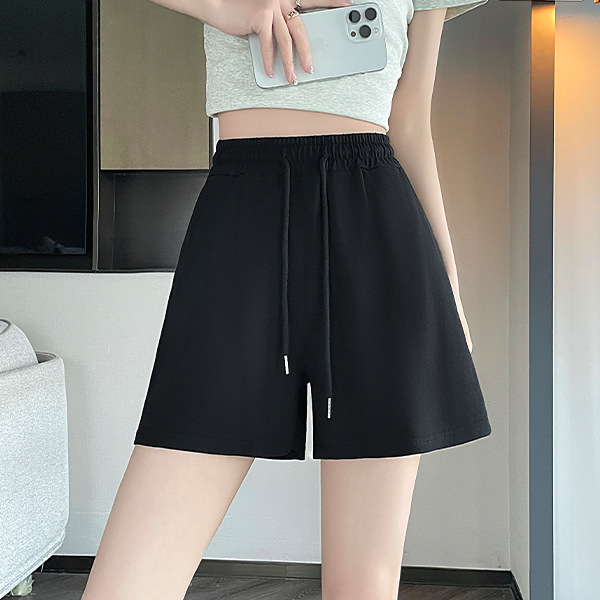 검은색