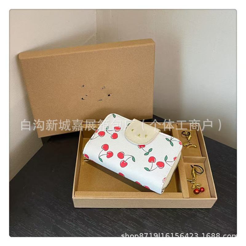 外贸女包2025新款钱包套装时尚个性零钱包流行字母小方包手拿包潮|undefined