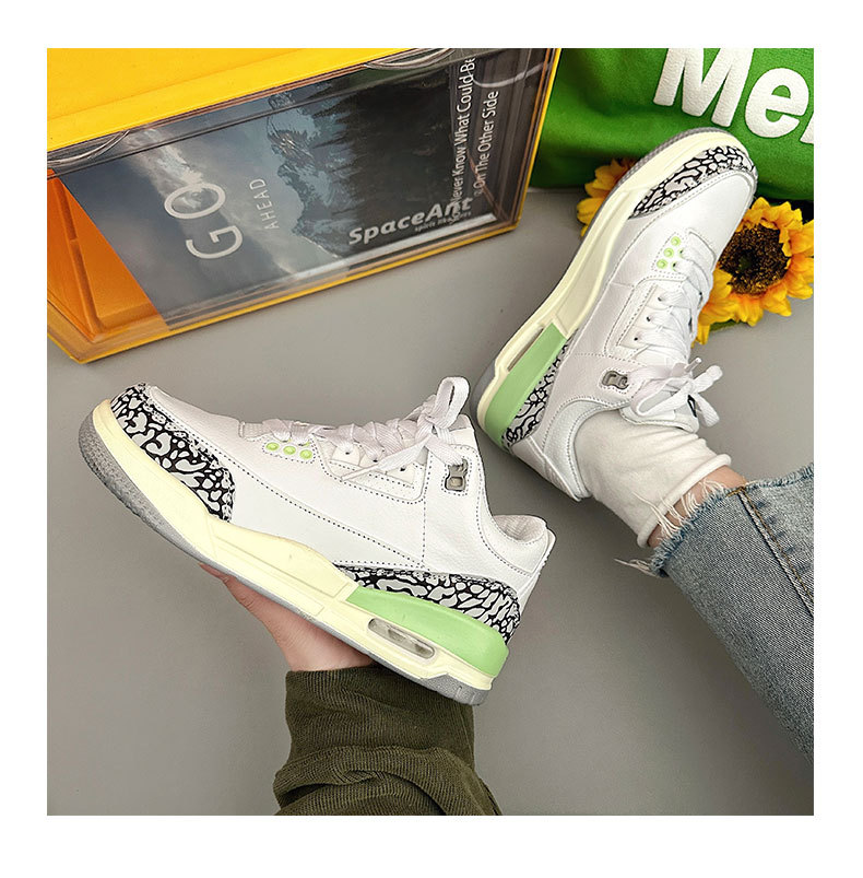 2023 Frühjahr neue Luftkissen-Sportschuhe männliche und weibliche Studenten Basketballschuhe Nische lässige kleine weiße Schuhe Paar Laufschuhe_voghion.com