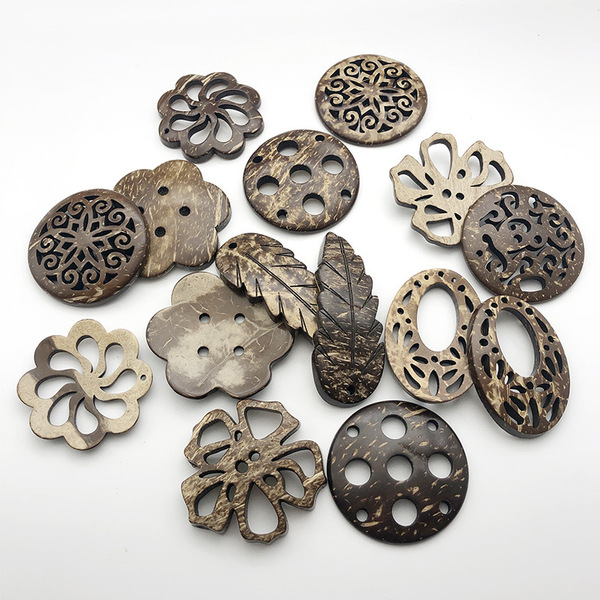 Retro buttons Alien wooden buckle handmade DIY wild clothing…