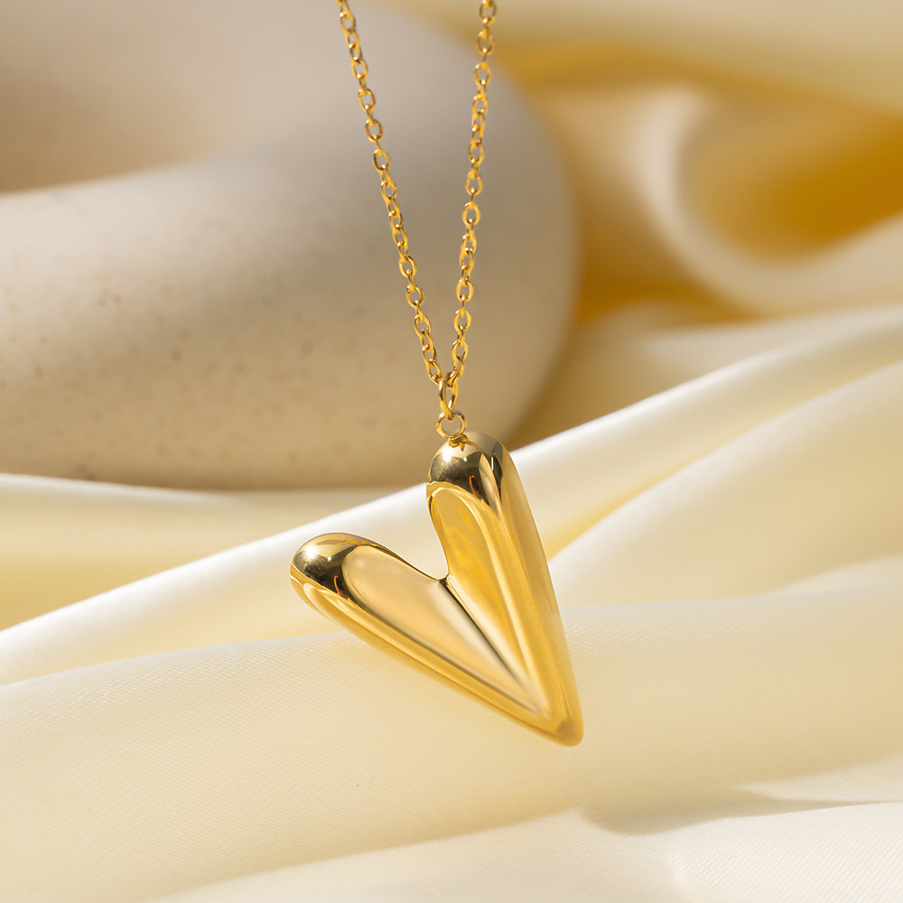 8g Weight PVD Coated Gold Plating Process 18K Real Gold Plated Plating Material 304 Stainless Steel Pendant Material Layered Necklaces, Pendant Necklace Classification 304 Stainless Steel Chain Material Paperclip Chain, cable chain, Twisted Rope Chain Chain Type 1 Piece Quantity Casual, Daily, Date Occasion 304 Stainless Steel Material Heart Shape Pattern Women's Gender Sweet, IG Style Style Plating Craft Heart Shape Titanium Steel Sweet IG Style Layered Necklaces Pendant Necklace 4