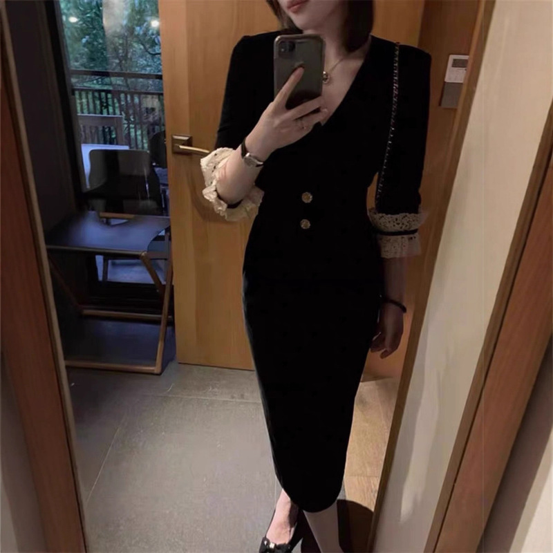 法式赫本风V领黑色丝绒连衣裙收腰显瘦小众小黑裙礼服|undefined