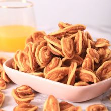 膨化零食猫耳酥散装老式猫耳朵网红吃的零食便宜量大休闲食品批发