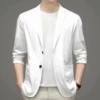 White [ultra -thin sunscreen model]