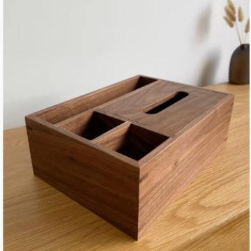 Caja de pañuelos de madera maciza de nogal negro hogar sala de estar caja de pañuelos mesa de café caja de almacenamiento de control remoto de lujo ligero de alta gama multifuncional