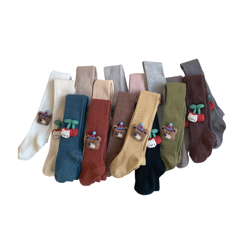 Otoño nuevo oso de cereza de dibujos animados calcetines para niños vestidos con calcetines para niños pequeños y medios