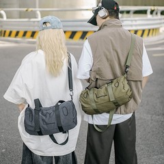 2025新型l韓国年笑顔図案片肩包手提げ斜め掛けアルファベット短距離旅行レジャー円筒バッグ