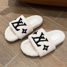 韩版2024秋冬新款羊羔毛室内家居棉拖鞋外穿保暖一字毛毛拖批发