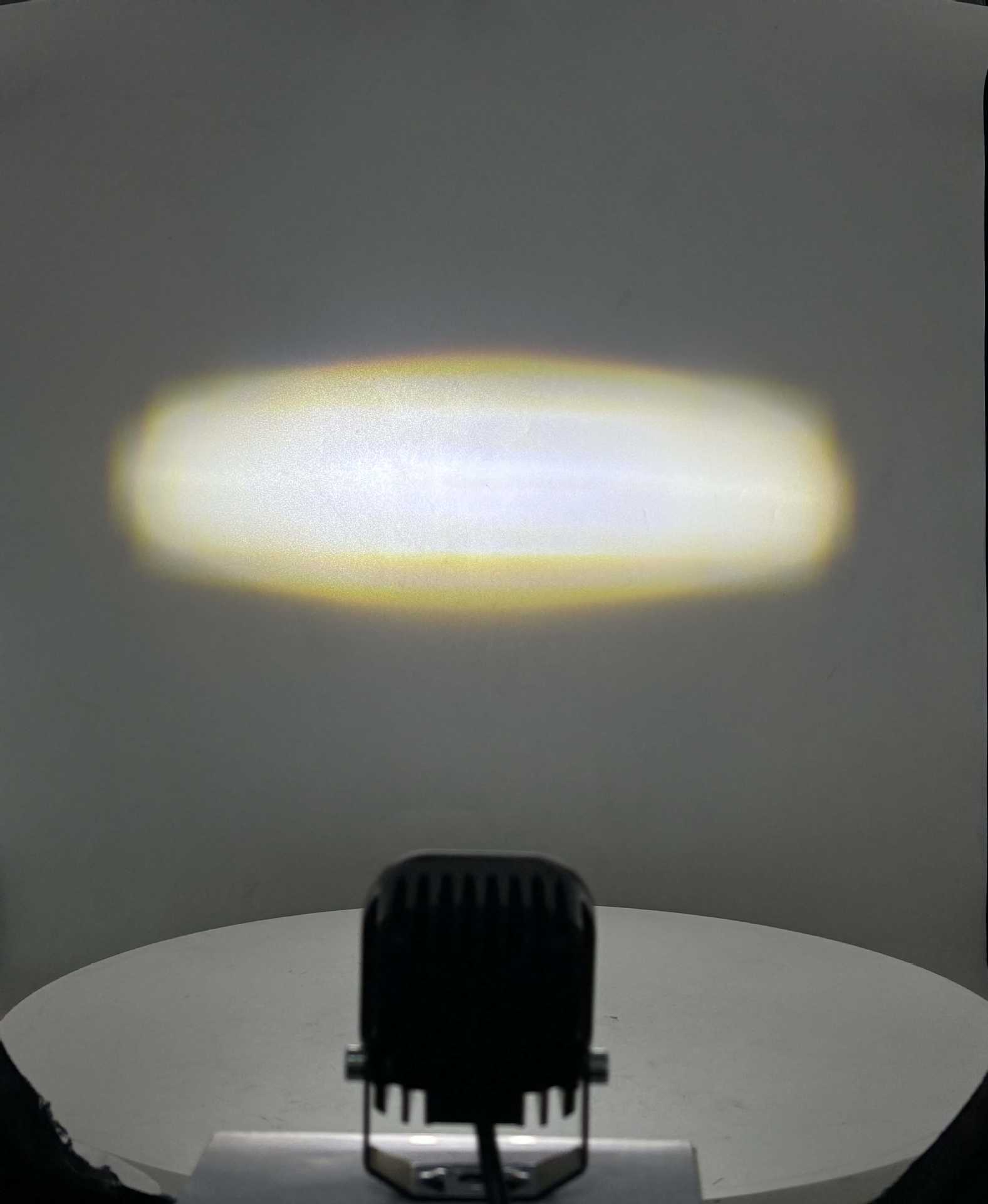 Car Led Work Light 2.5-Inch 4Led Mini Four-Leaf Clover White and Yellow Two-Color Off-Road Spotlight Motorcycle Headlight