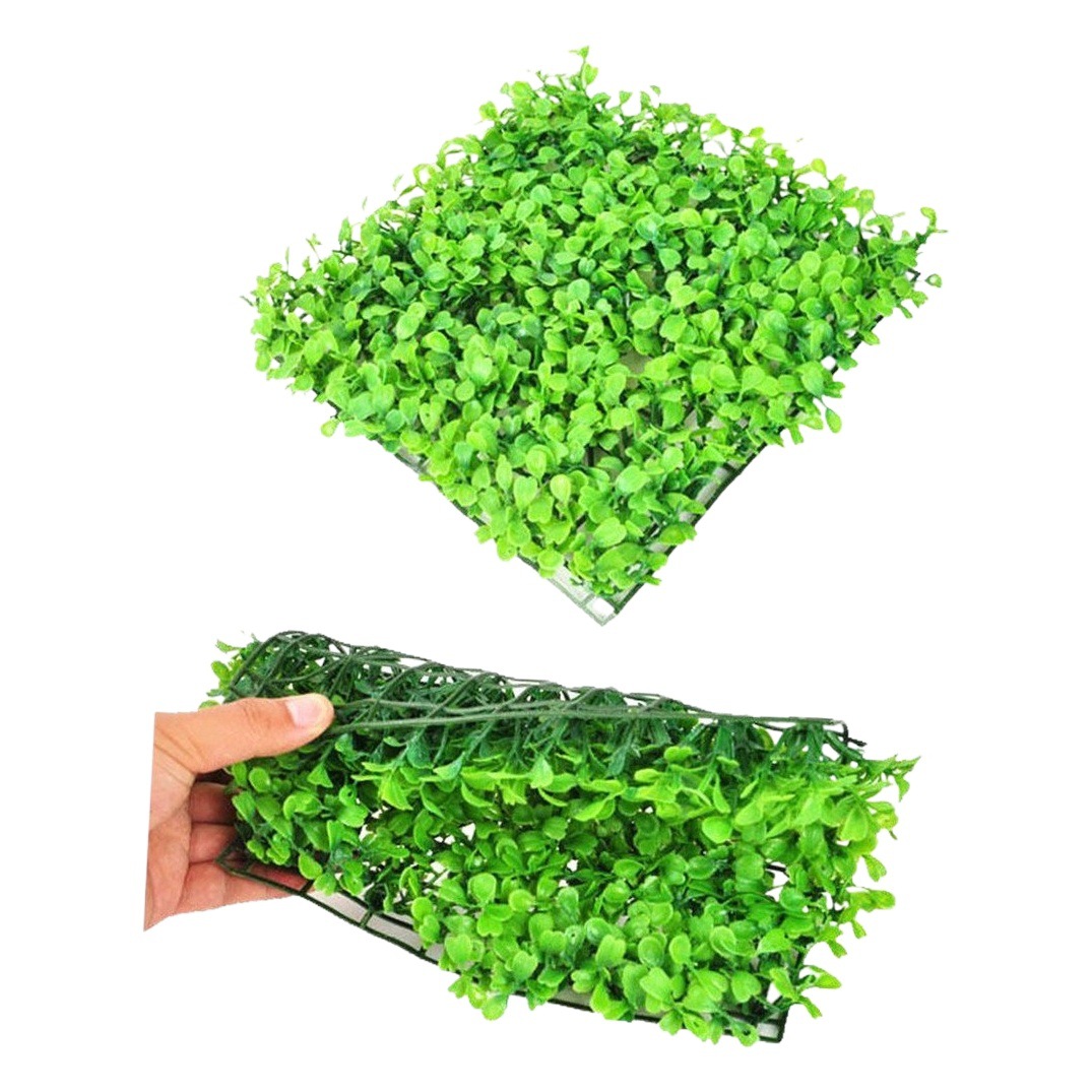 Fábrica al por mayor de simulación de césped aguja de pino fino centro comercial de interior y al aire libre peces tortuga maceta decoración de plantas verdes una variedad de plantas de césped