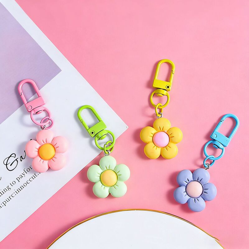 Colorful Small Flower Resin Flower Key Pendant Gift Accessory DIY Resin Keychain Decoration for Girls Colorful Small Flower Resin Flower Key Pendant Gift Accessory DIY Resin Keychain Decoration for Girls