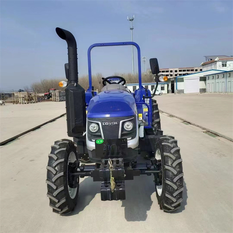 雷沃704四轮拖拉机 (7).jpg