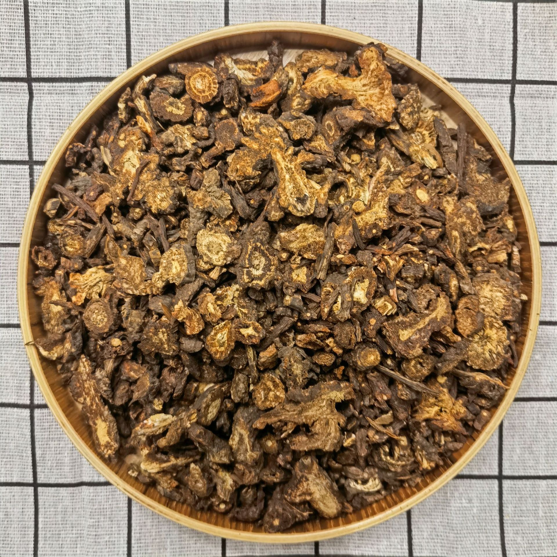 产地货源四川 阿坝 蚕羌 羌活片 川羌活 500g 羌活-阿里巴巴