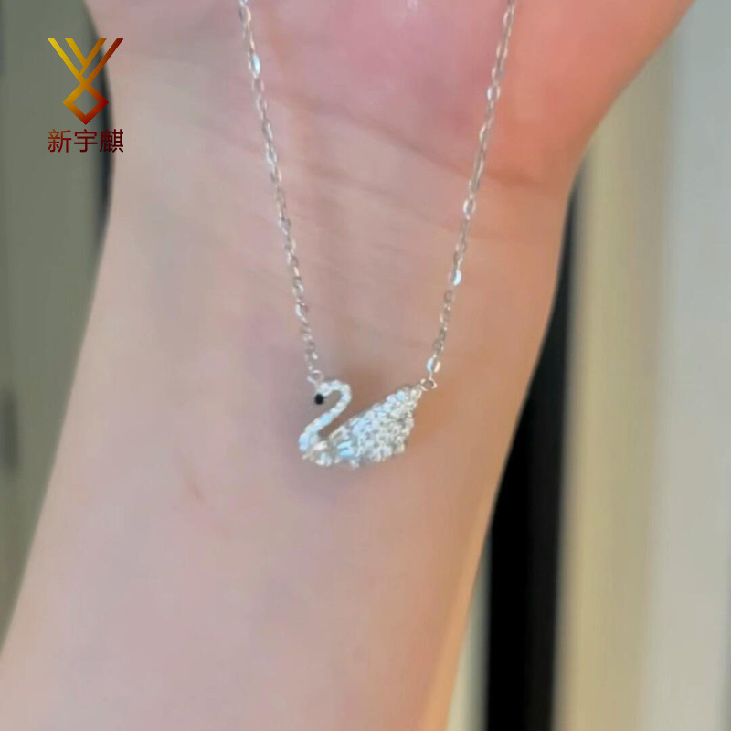 Full Zirconium Little Swan Necklace for Women, Accessible Luxury Niche Design, High-End Clavicle Chain, Fashionable and Versatile Necklace, Gift for Girlfriend