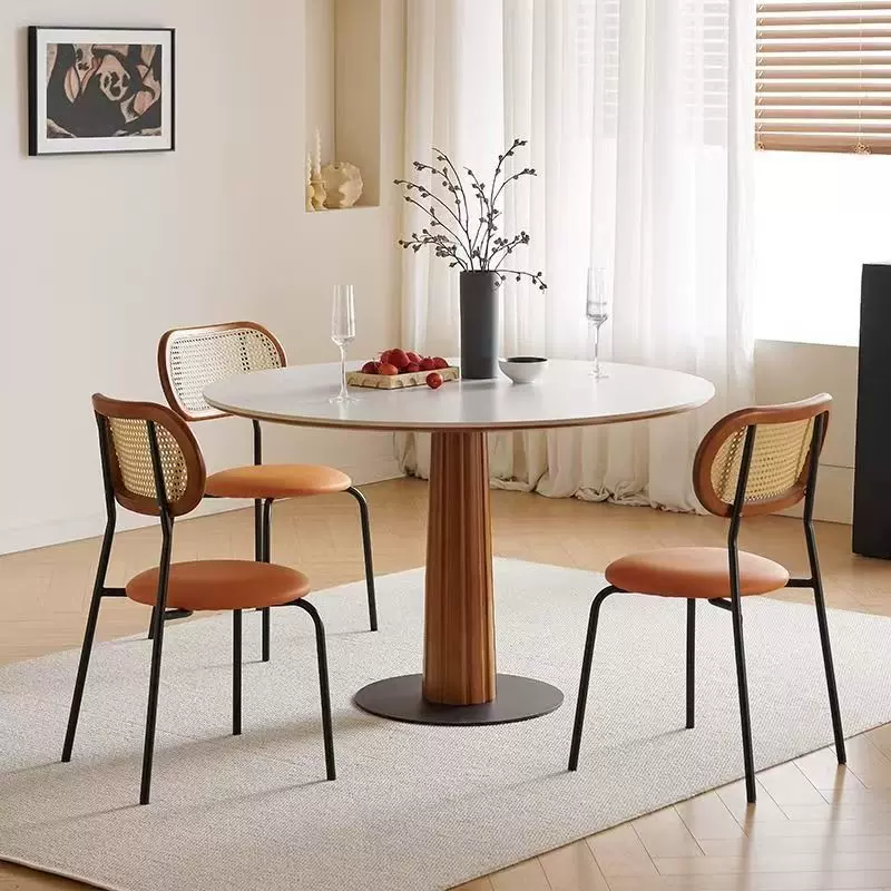 实木圆餐桌家用小户型侘寂风洽谈小圆桌简约纯白德利丰岩板饭桌椅