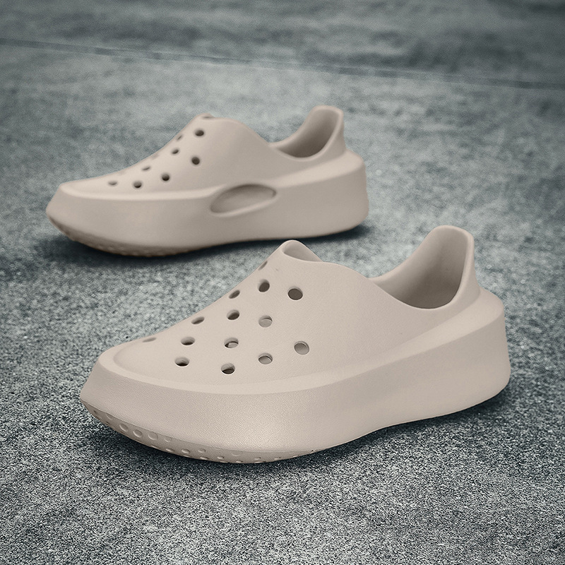 New Men's Summer Outdoor Non-Slip Thick-Soled Slippers with a Soft Feel, Fully Enclosed, Suitable for Driving, Outdoor Activities, and Beach Use