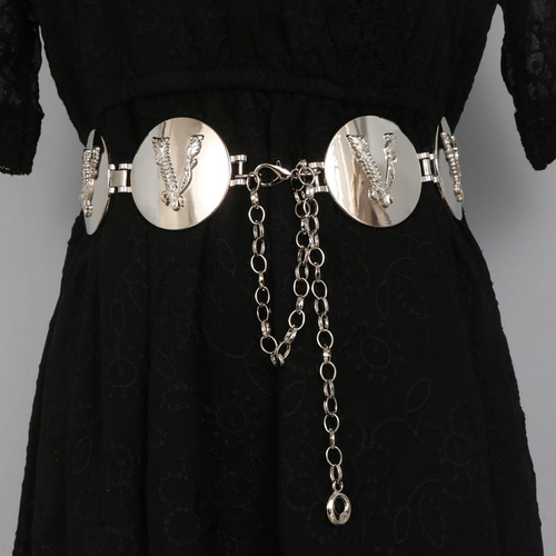 New European and American-style fashion circle gold-colored oversized V-shaped waist chain—stylish, adjustable, and perfect for pairing with dresses; a cool, personalized belt for women.