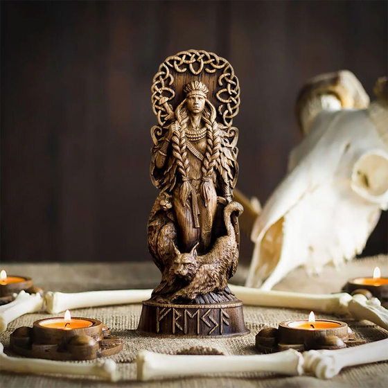 Cross-border new hero statue imitation wood carving resin decoration resin crafts myth decoration Thor spirit decoration