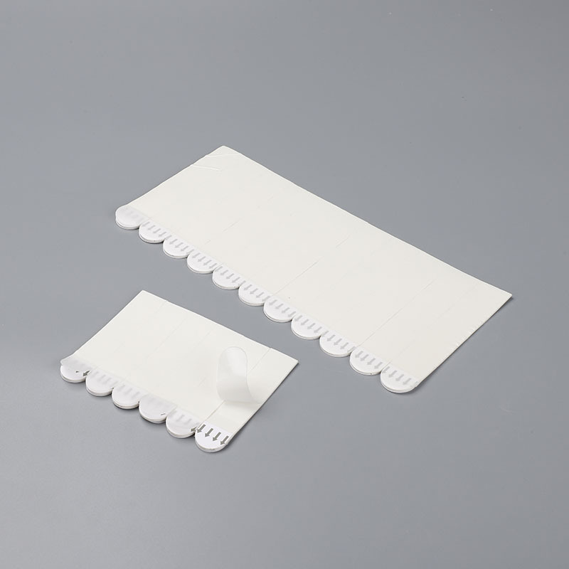 La cinta de gancho para marco de fotos al por mayor de fábrica se puede mover sin costuras y fácil de tirar, cinta de doble cara de velcro de pintura decorativa grande y pequeña