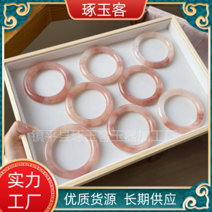 �һ����Ȼ���C��ɫ��z����Ů�ֈA�l���CС�t�𱬿���̫�����C