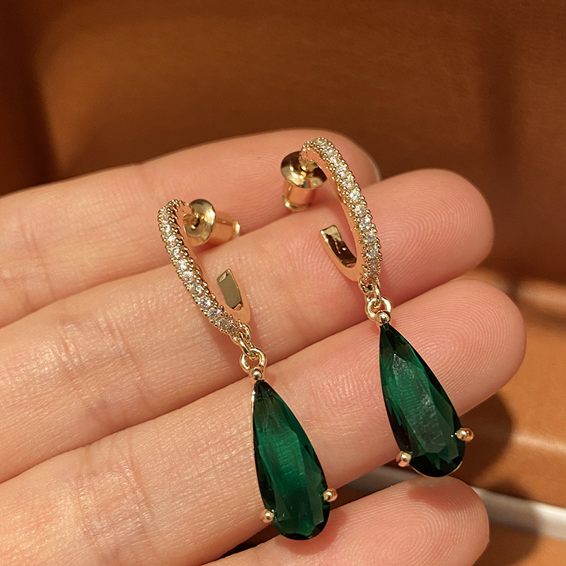 Retro earrings drop-shaped