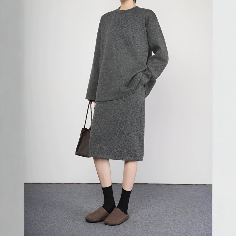 Biyi 0218, 0219, 0220 Soft Terry-Lined Sweater, Casual Loose Vintage Mid-Length Skirt Set Biyi 0218, 0219, 0220 Soft Terry-Lined Sweater, Casual Loose Vintage Mid-Length Skirt Set