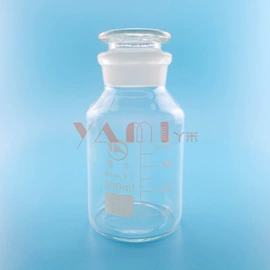 量筒、量杯;试管、滴管;其他实验室品