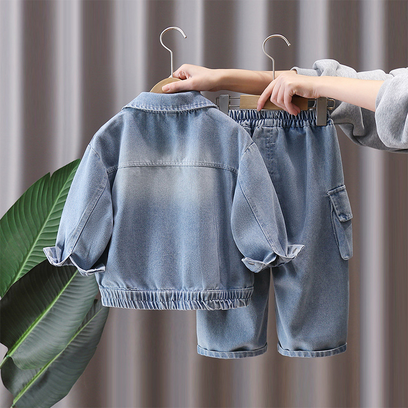7788 ropa para niños traje de primavera para niños estilo coreano estilo occidental ropa de mezclilla para niños primavera y otoño moda de dos piezas de celebridades de Internet