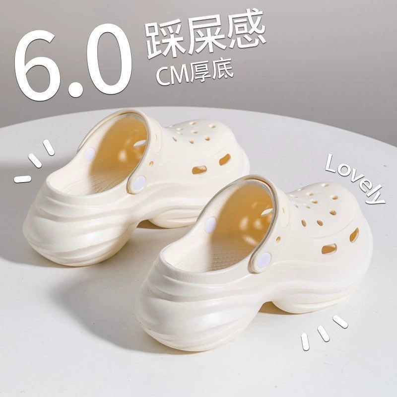 Туфли «крокодил» на толстой подошве, женская летняя верхняя одежда, новинка 2025 года, противоскользящие пляжные сандалии на платформе с мягкой подошвой и увеличенным каблуком, тапочки