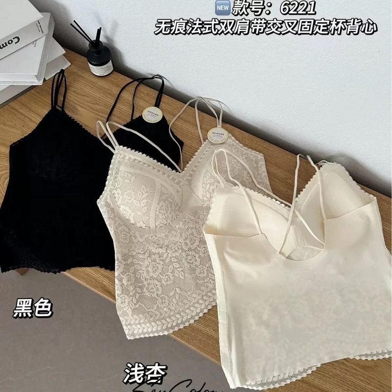 6221 新製品美しいバックレースサスペンダーアンチスラップ春と秋の薄い小さな胸プッシュアップシームレスボトミングベスト胸パッド付き|undefined