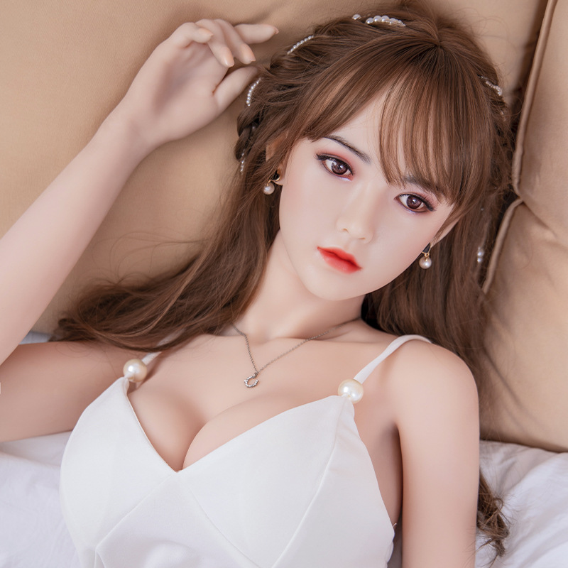 刁氏真人實體娃娃男用情趣用品硅膠娃娃帶陰毛可插入成人用品廠家