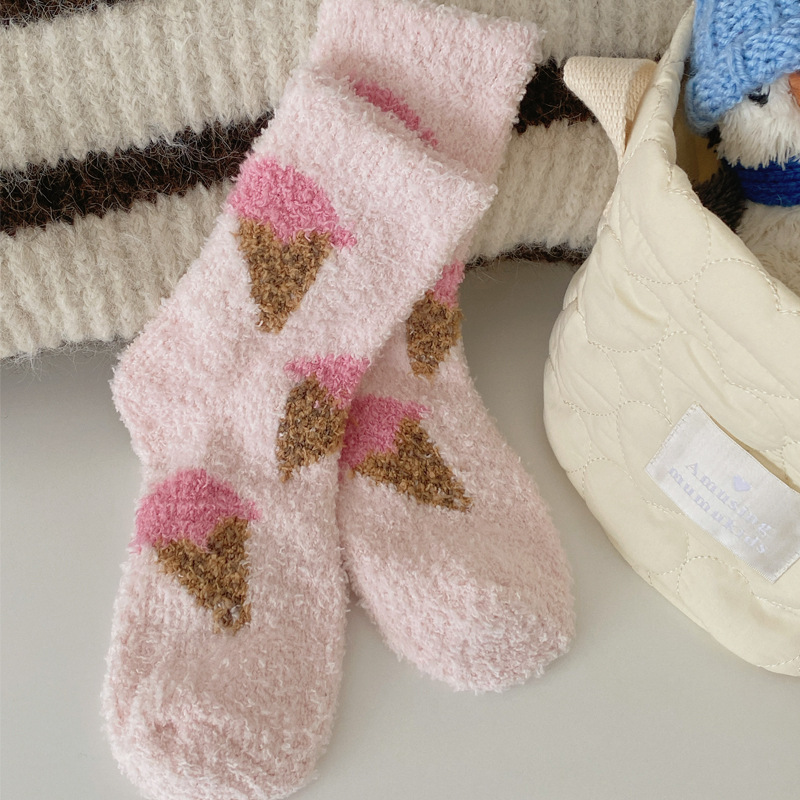 Calcetines Medios de Terciopelo de Coral para Mujer con Absorción de Sudor para Otoño e Invierno