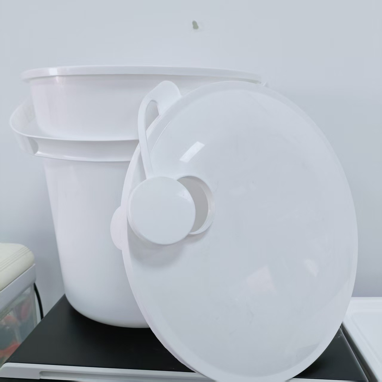 抗UV水桶14L可移动水桶可装水龙头可印LOGO盖子颜色可选