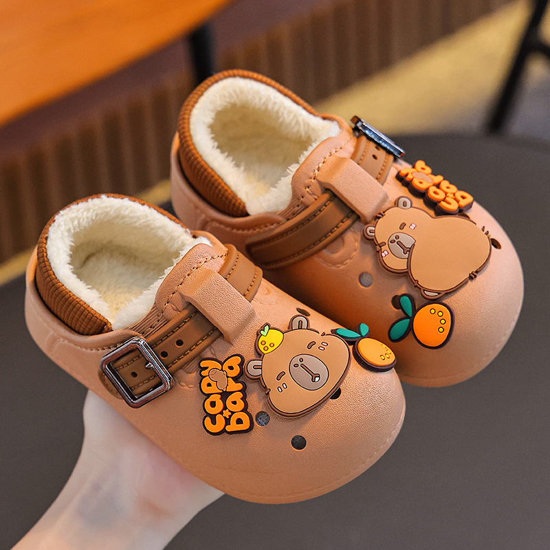 Capibara otoño y invierno zapatillas de algodón para niños, niños, niñas y niñas, calentamiento, terciopelo impermeable, bolsas de tacones de algodón para niños y niños.