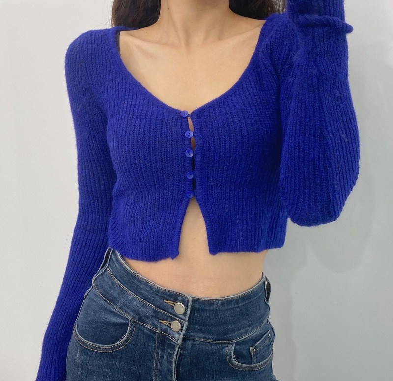 Long-Sleeved Short V Neck Slim Solid Color Knitted Sweater NSAM114818