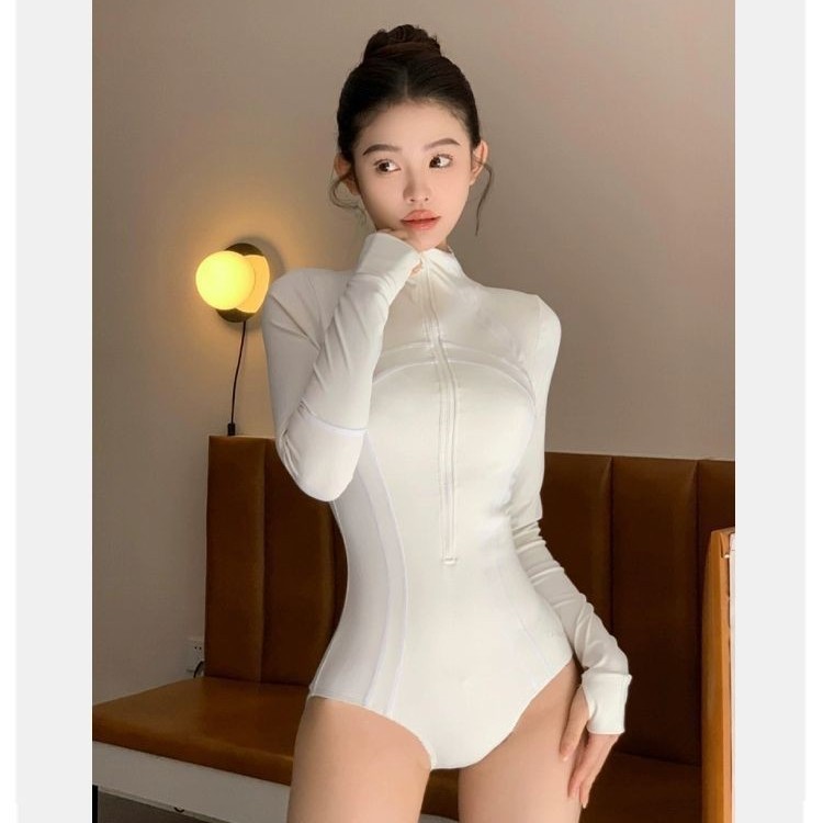 2025 New Diving Surfing Solid Color Suit Women's One-Piece Triangle Long-Sleeved Conservative Sun Protection Swimsuit Slim Plus Size