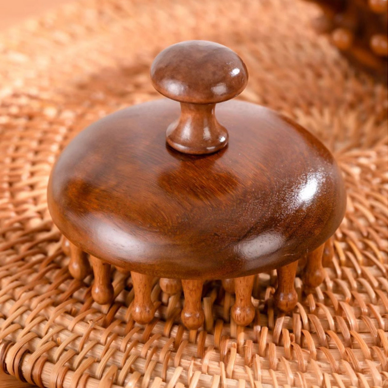 Golden sandalwood disc 28 nails