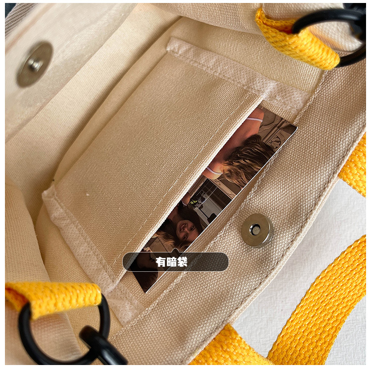 "Bag Girl 2021 New Trendy Korean style, fashionable and personalized printed single-shoulder bag for women, canvas hand-held crossbody small bag. undefined