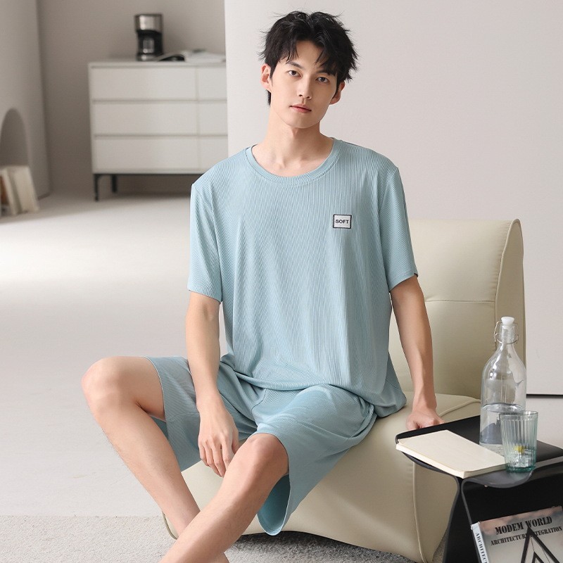 아이스 실크 남성 잠옷 여름 반팔 2025 얇은 캐주얼 단순 남성 플러스 사이즈 중년 세트 의류