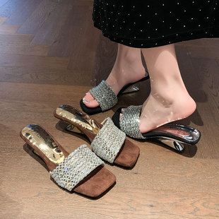 Beautiful Elegant One-Line Flip-Flops for Women to Wear in Summer 2025 New Style Rhinestone Strap Elegant High-Heeled Sandals for Women