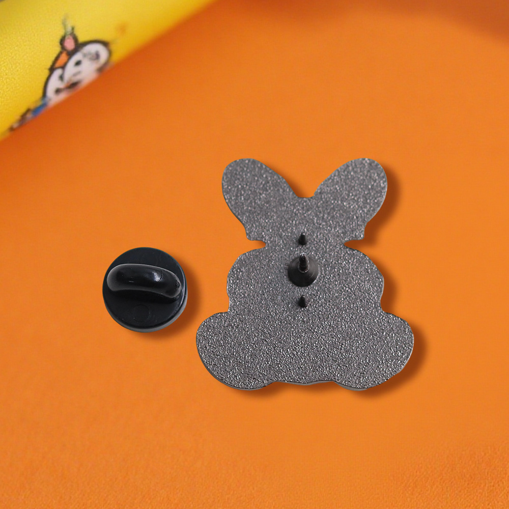 Kirby Cartoon Character Brooch Creative Rabbit Badge Anime Peripheral Enamel Pin Jewelry Kidsren's Accessories Gifts