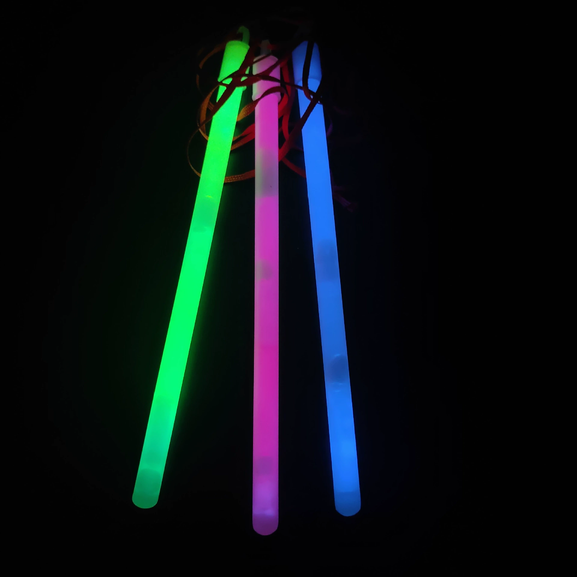 Флуоресцентная 8-дюймовая подвесная палочка светящаяся палочка концерт Хэллоуин Рождественская Вечеринка танец трансграничная электронная коммерция
