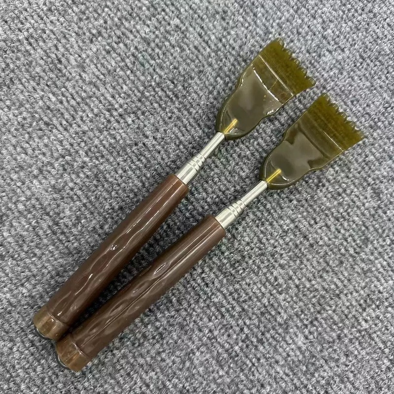烏木紫光檀の実木がむずむずしています。家庭用の実木が背中をつかんでいます。|undefined
