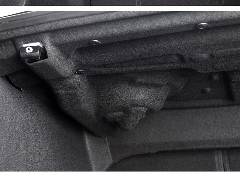 Suitable for Buick 23-26 models of the LaCrosse, this is a soundproofing cotton for the trunk, used for interior modification, and is a thickened insulation cotton for the trunk