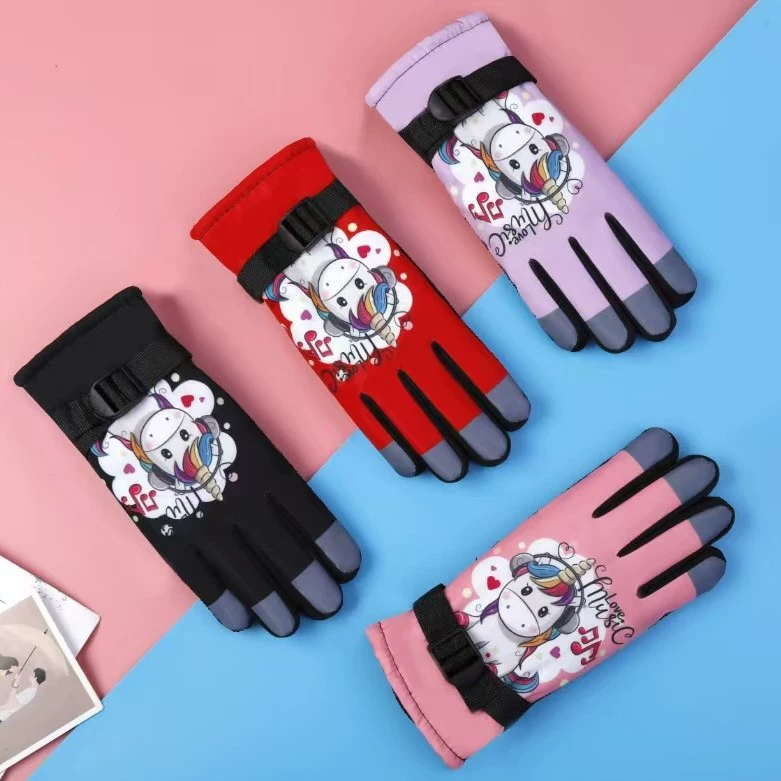 Детские перчатки для девочек, осенние и зимние, теплые, на флисовой подкладке, с милым дизайном из пяти пальцев, подходят для девочек старшего возраста и учащихся начальной школы, защищают от зимнего холода.